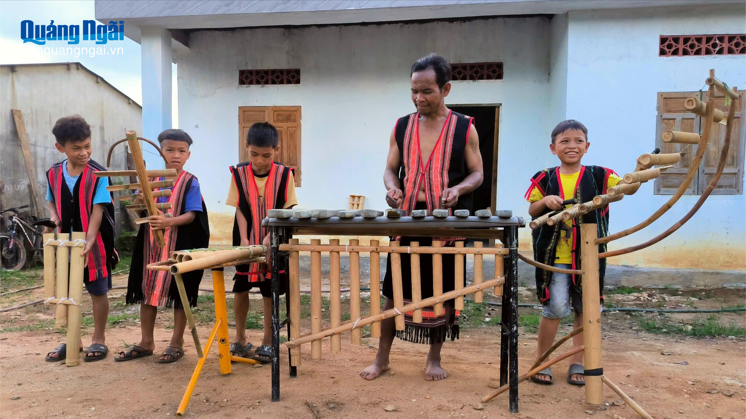 Gìn giữ thanh âm nhạc cụ dân tộc Xơ Đăng