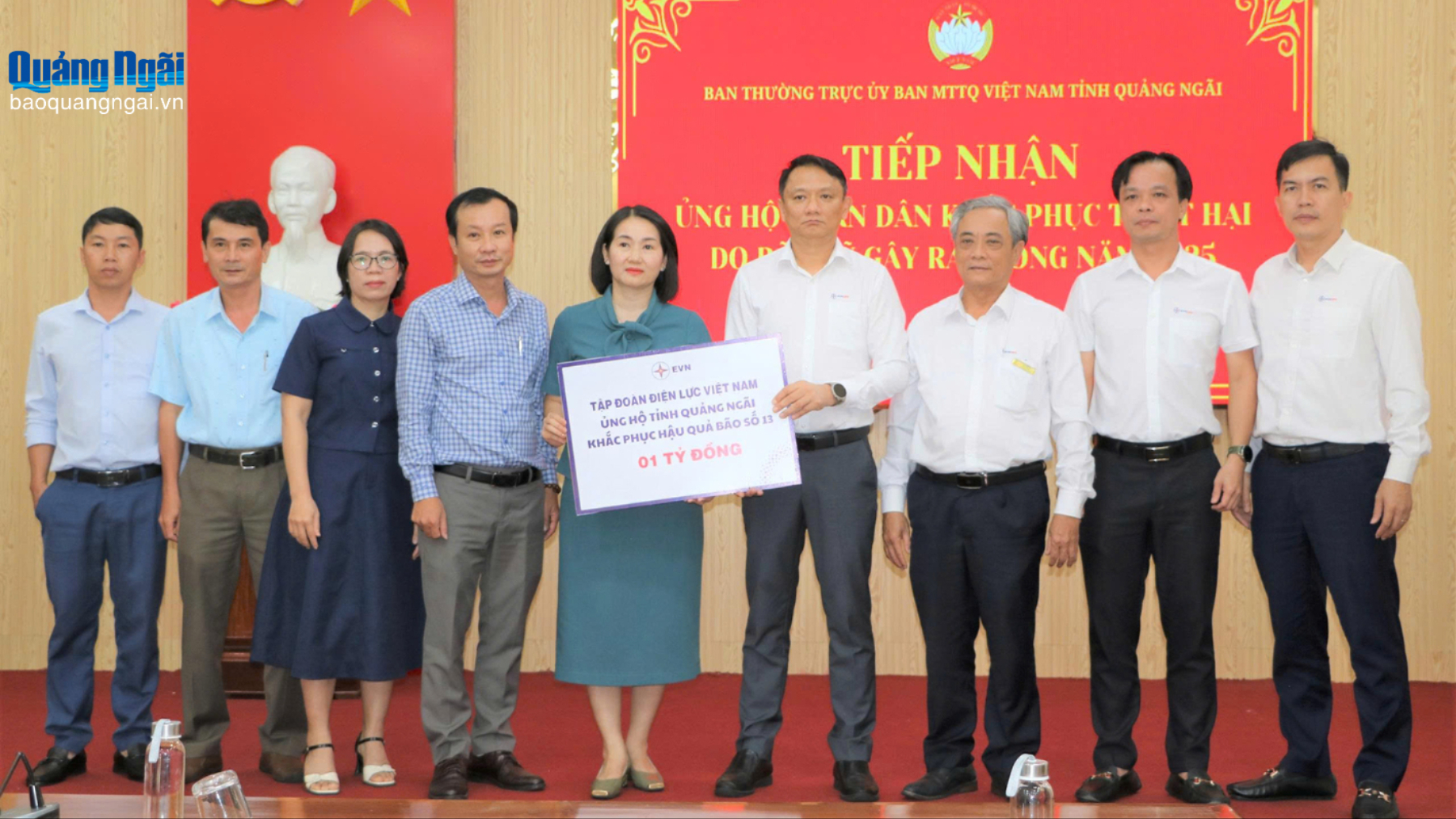 Tập đoàn Điện lực Việt Nam hỗ trợ Quảng Ngãi 1 tỷ đồng khắc phục thiệt hại sau bão