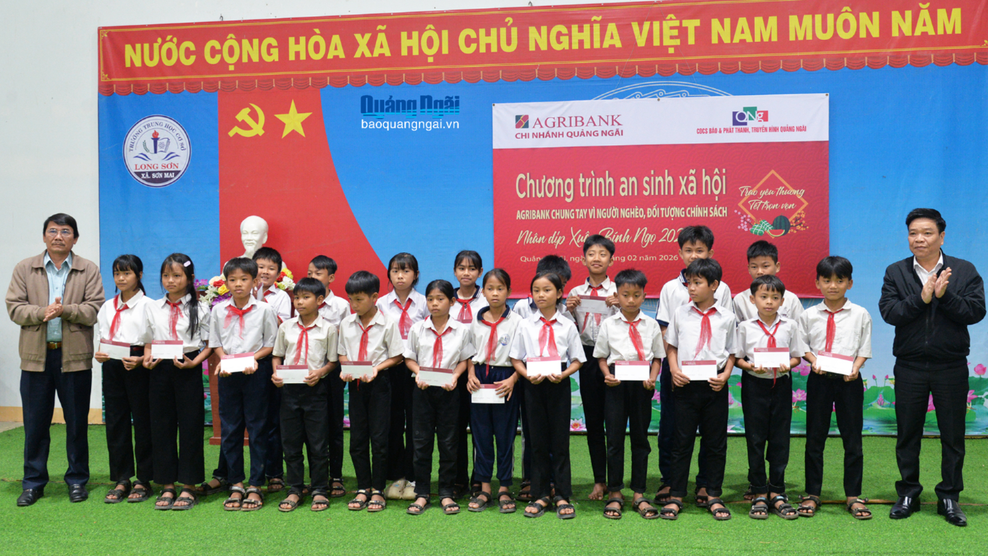 Tết yêu thương - Xuân ấm áp cho học sinh xã Sơn Mai