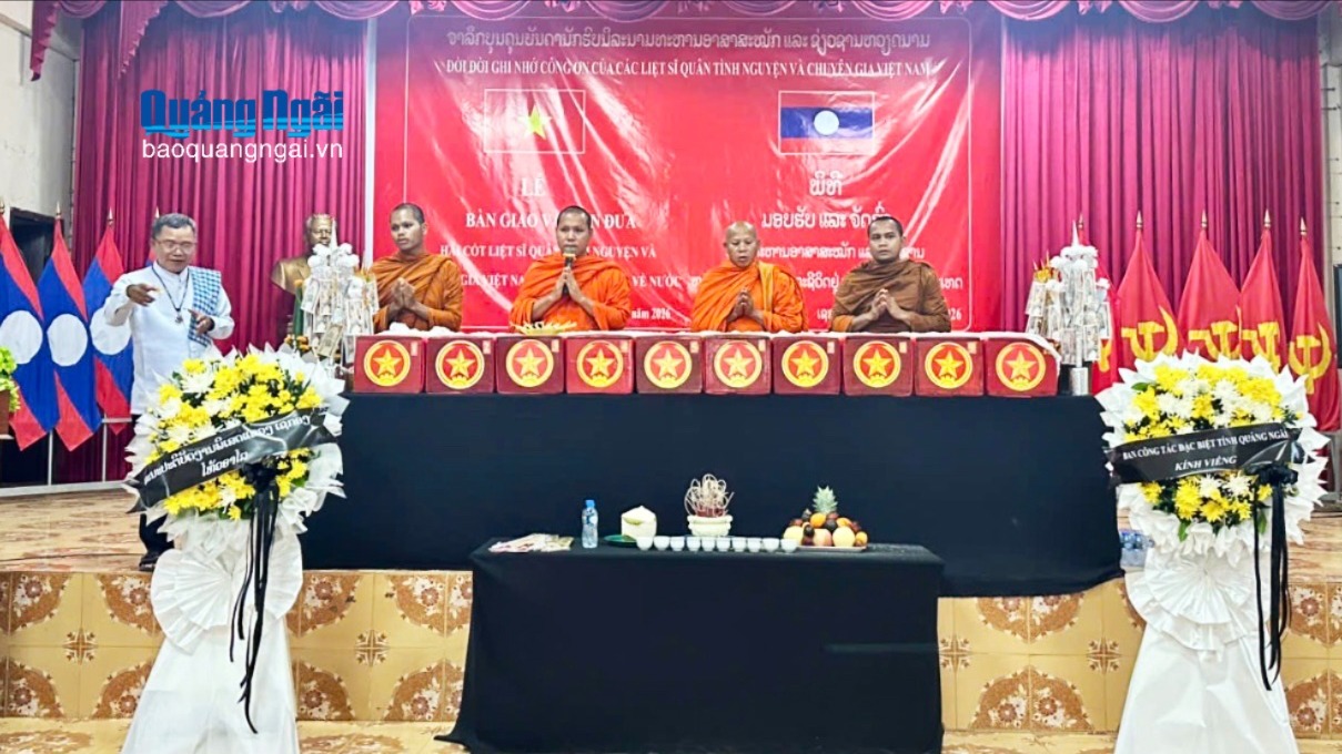 Lễ cầu siêu tiễn các Anh hùng liệt sĩ về Tổ quốc