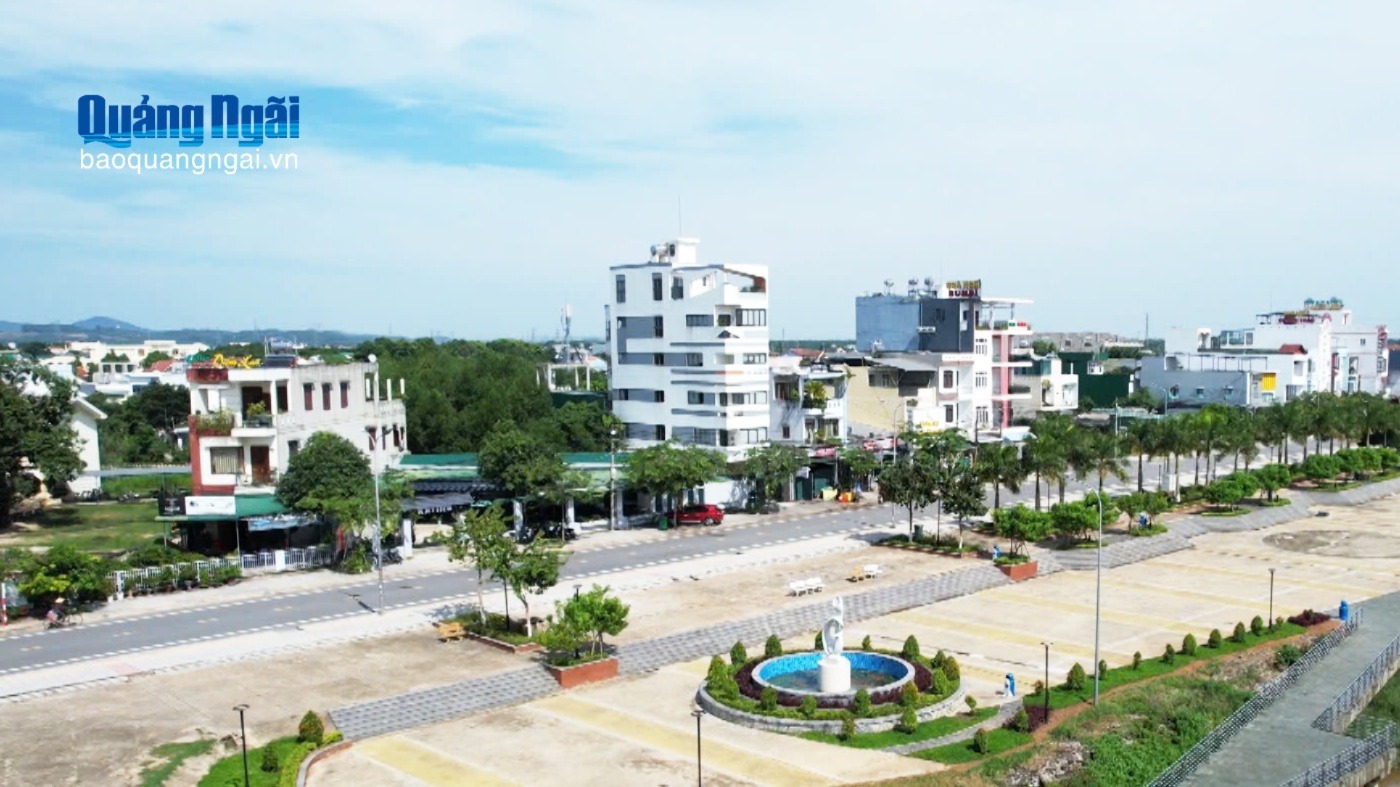 Tiếp tục giảm đầu mối tại các xã, phường có từ 15 thôn, tổ dân phố