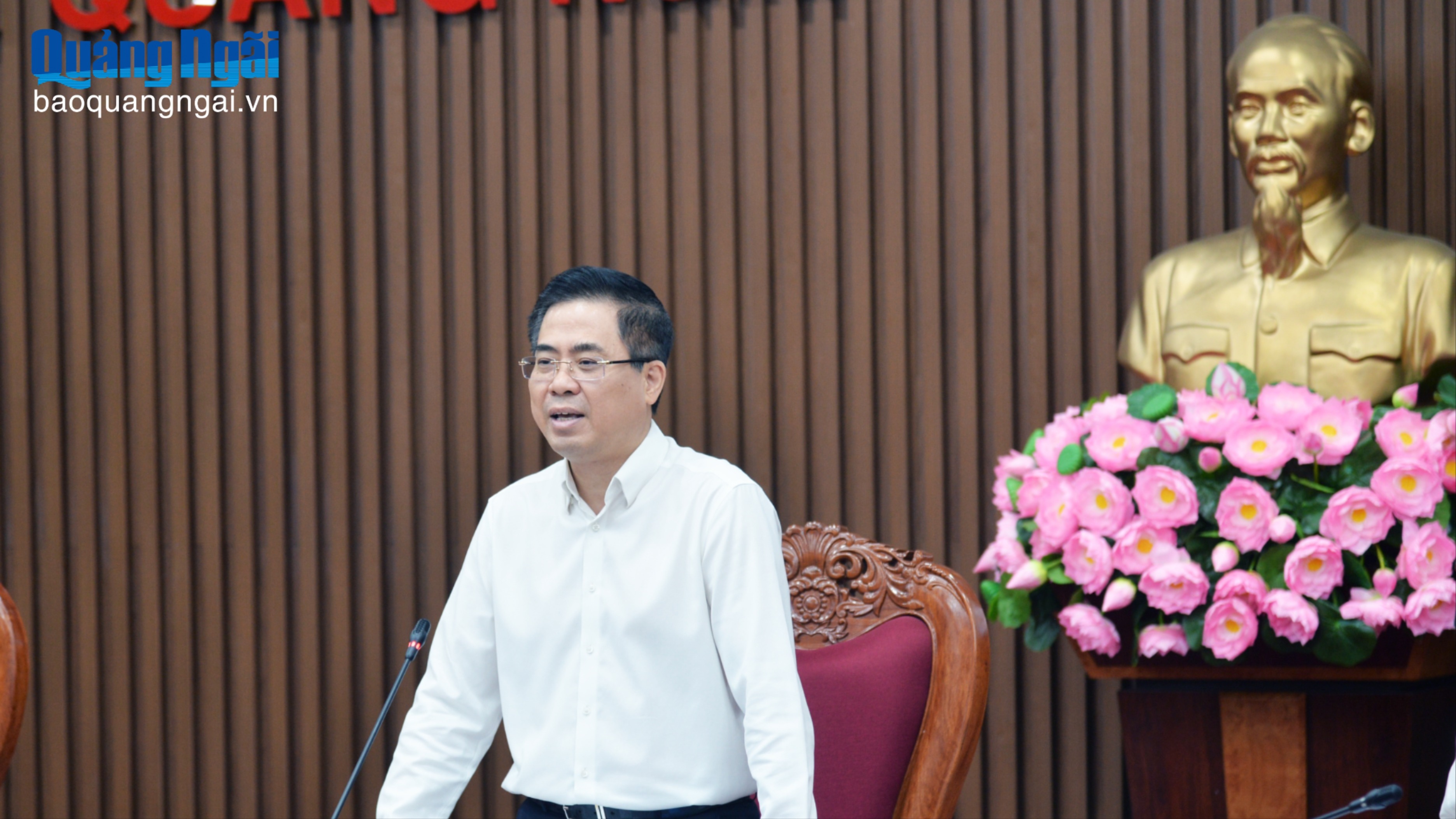 Đẩy mạnh phát triển khoa học, công nghệ, chuyển đổi số