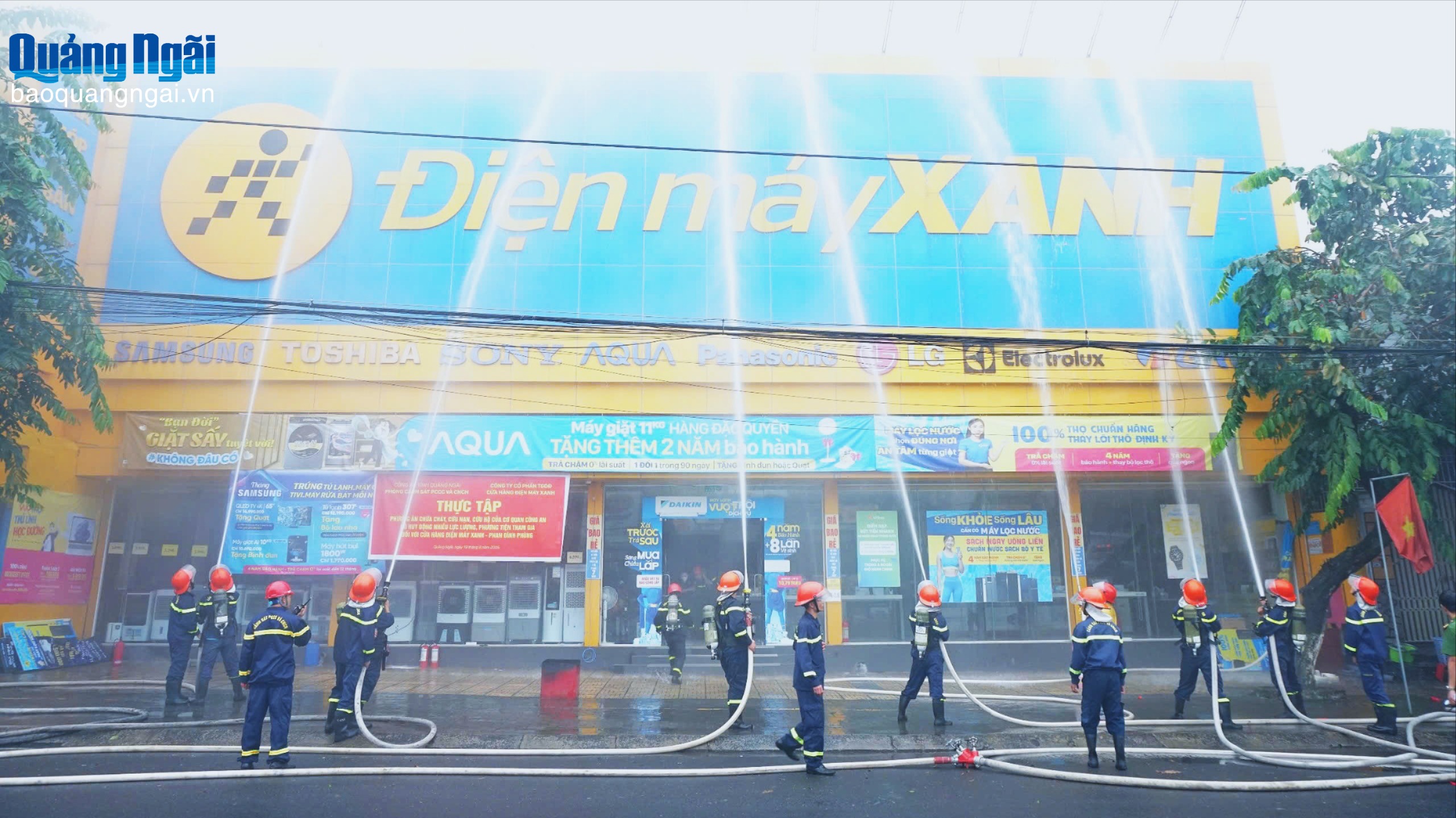 Thực tập phương án chữa cháy tại cửa hàng Điện máy xanh