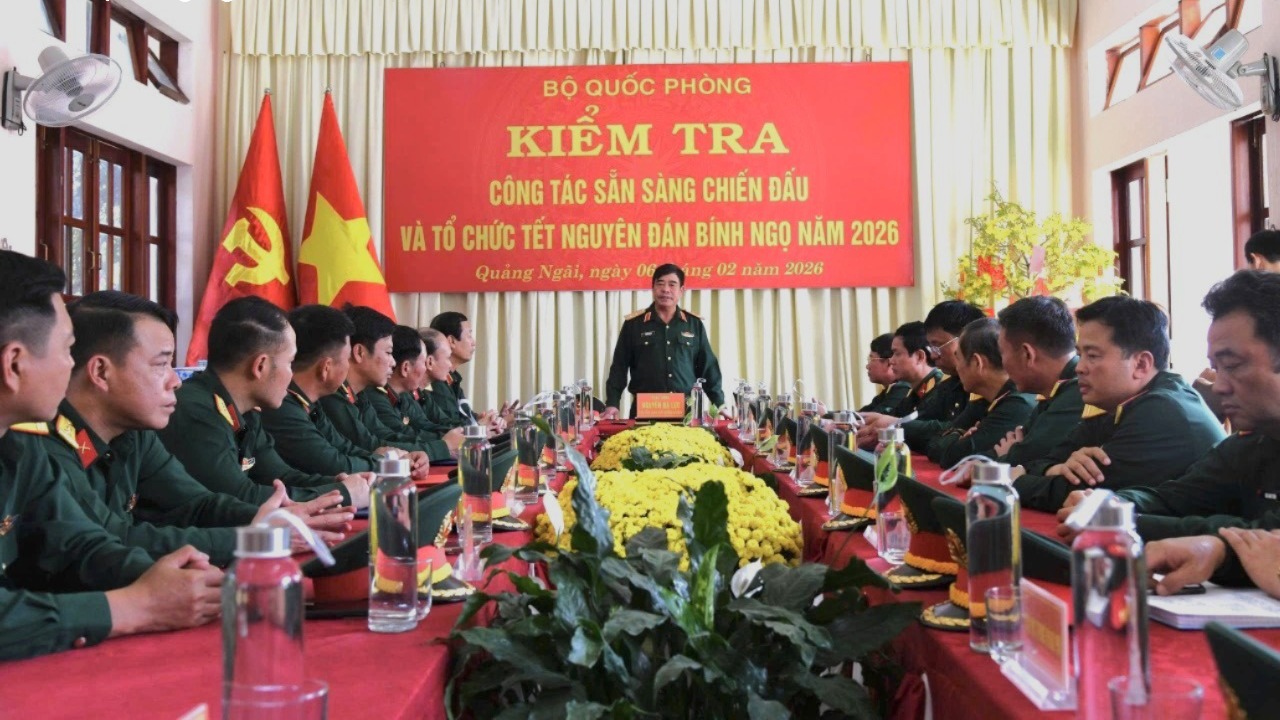 Bộ Tổng Tham mưu Quân đội nhân dân Việt Nam thăm, kiểm tra, chúc Tết tại Trung đoàn 28