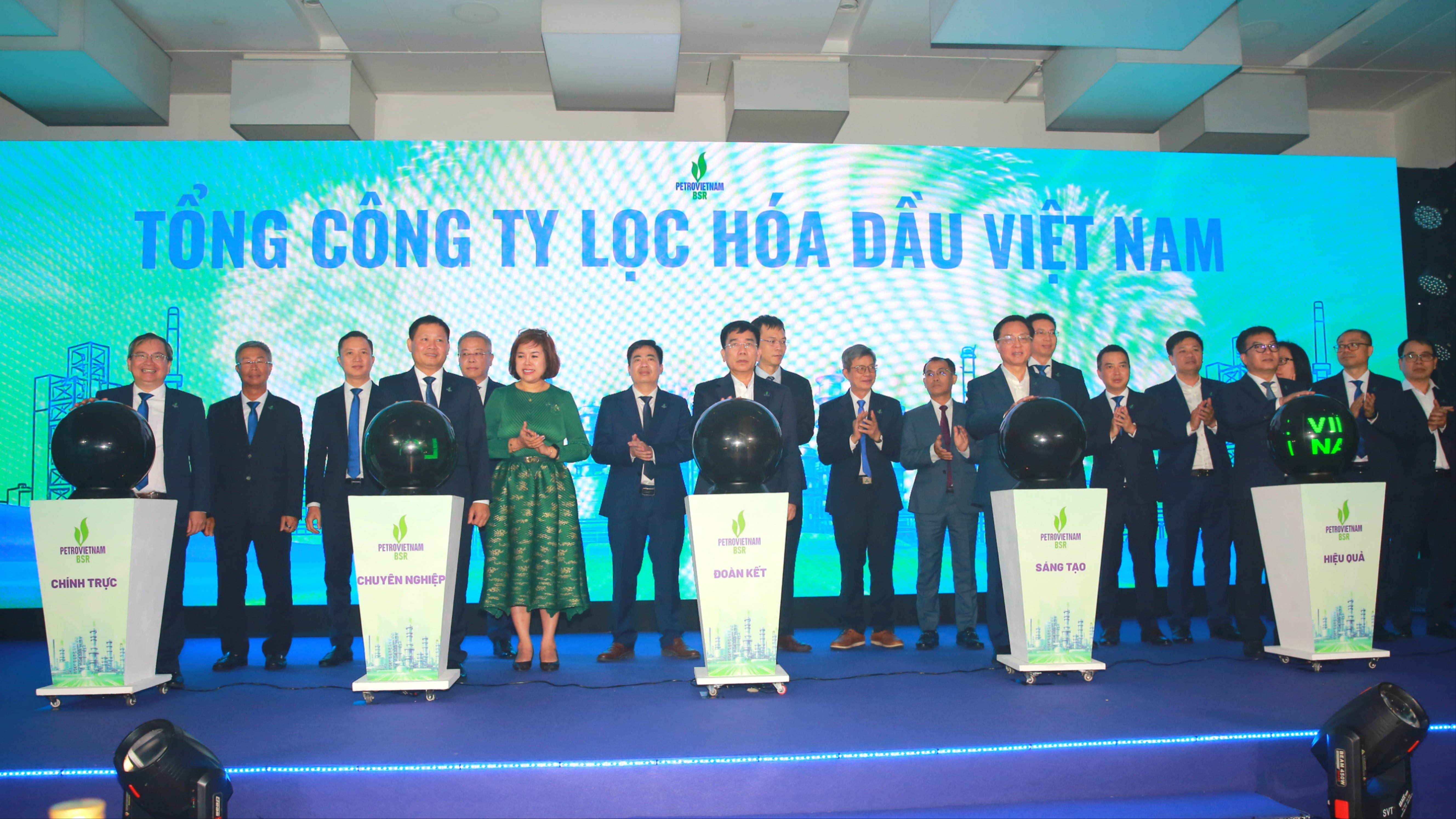 BSR chính thức trở thành Tổng Công ty Lọc hóa dầu Việt Nam