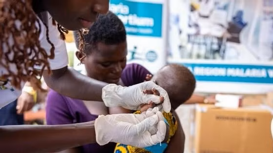 WHO lần đầu phê duyệt thuốc điều trị sốt rét dành riêng cho trẻ sơ sinh và trẻ nhỏ