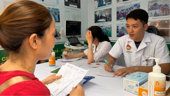 Từ 1/7/2026, Bộ Y tế dừng cấp giấy phép, chứng chỉ hành nghề khám chữa bệnh