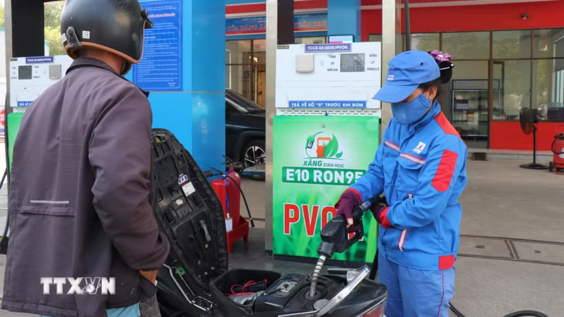 Xăng sinh học E10 sẽ phân phối đồng bộ trên toàn quốc từ ngày 1/6/2026