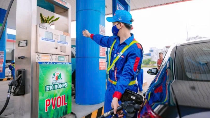 Chỉ bán xăng E10 từ ngày 1/6, người đi ô tô, xe máy cần lưu ý những gì?