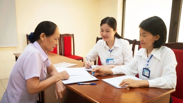 Bốn nhóm đối tượng được hưởng chế độ bồi dưỡng tiếp công dân từ 1/7/2026