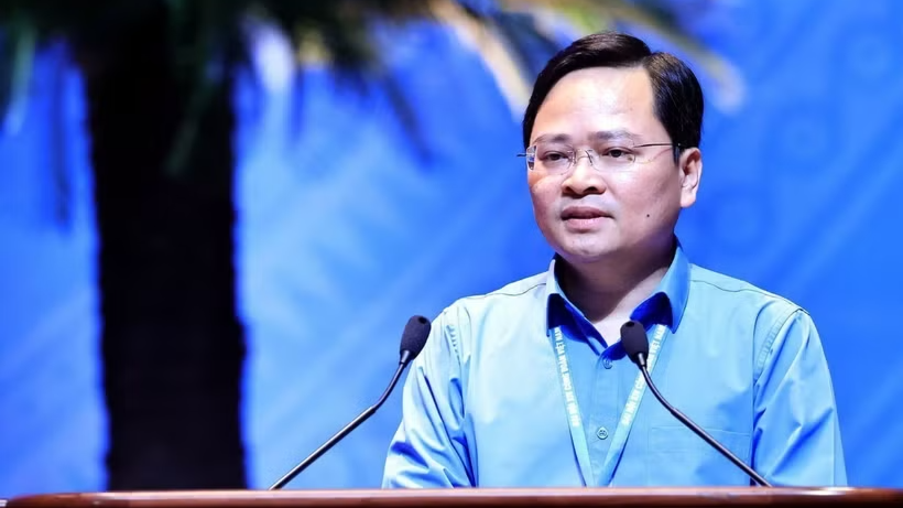 Đồng chí Nguyễn Anh Tuấn tái đắc cử Chủ tịch Tổng Liên đoàn Lao động Việt Nam