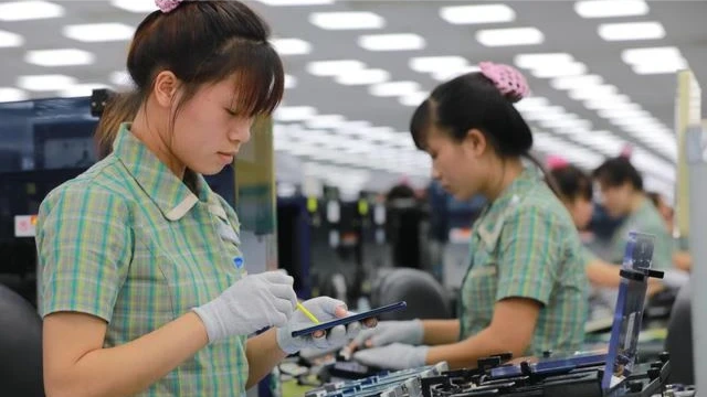 Bộ Nội vụ đề xuất bổ sung ngày nghỉ hưởng nguyên lương vào Bộ luật Lao động
