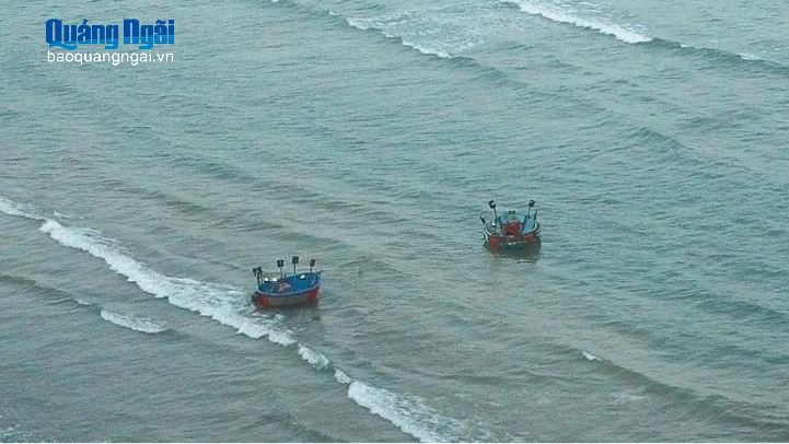 Một người tử vong khi đi lặn biển, bắt tôm nhí