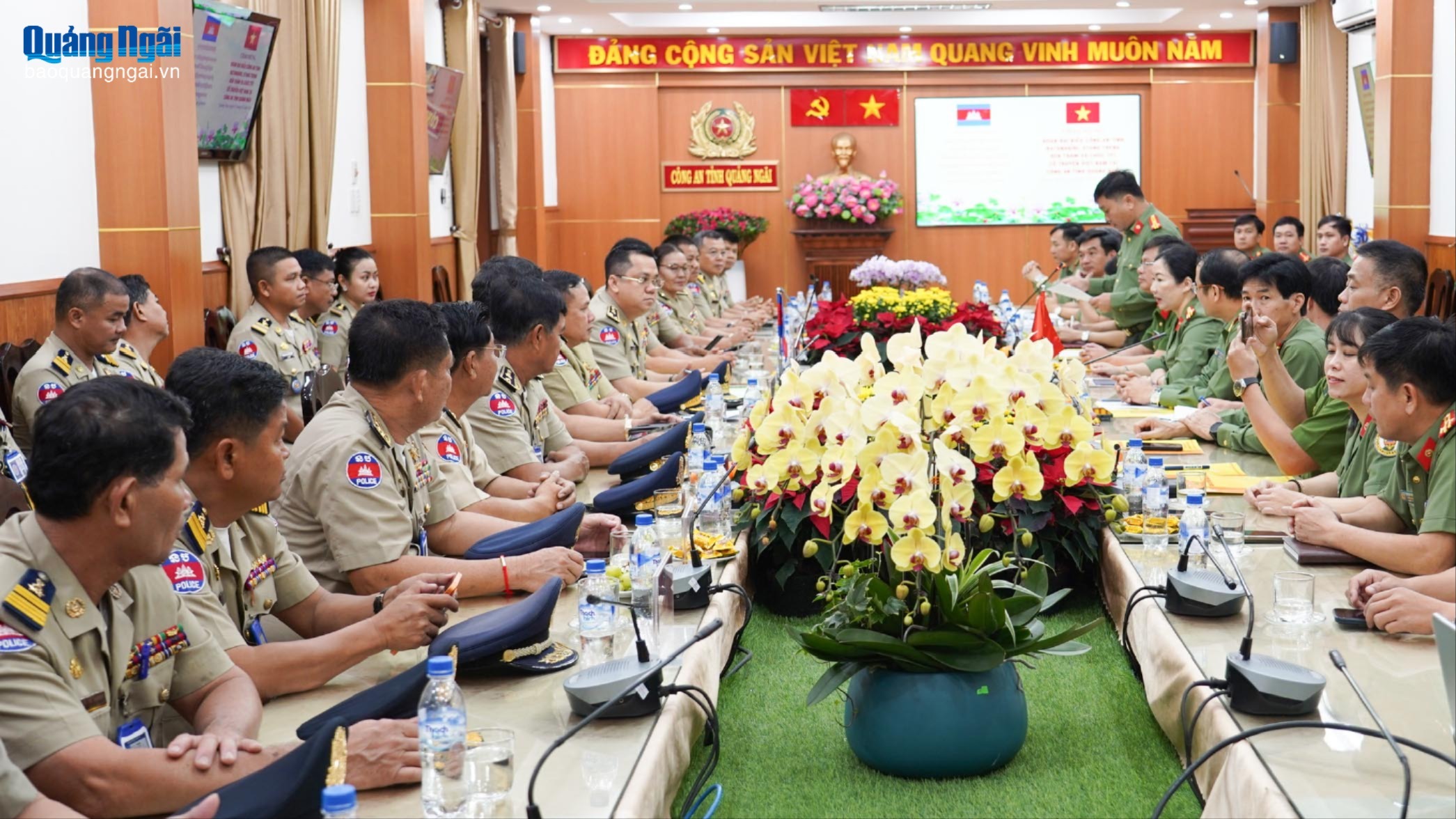 Thắt chặt tình hữu nghị công an 3 nước Đông Dương