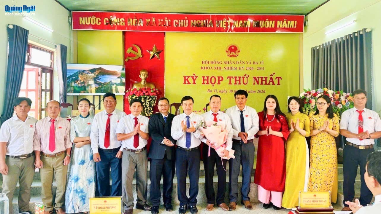 Kỳ họp thứ nhất, HĐND xã Ba Vì, khóa XIII thành công tốt đẹp