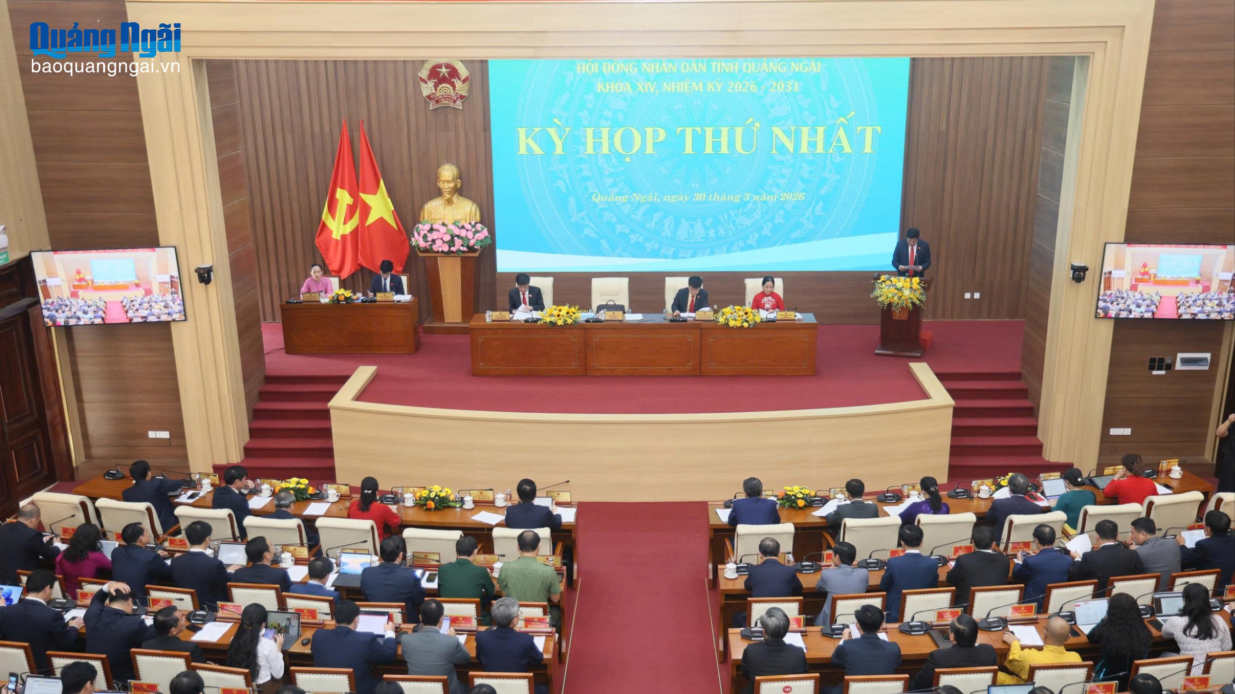 Khai mạc Kỳ họp thứ nhất, HĐND tỉnh khóa XIV