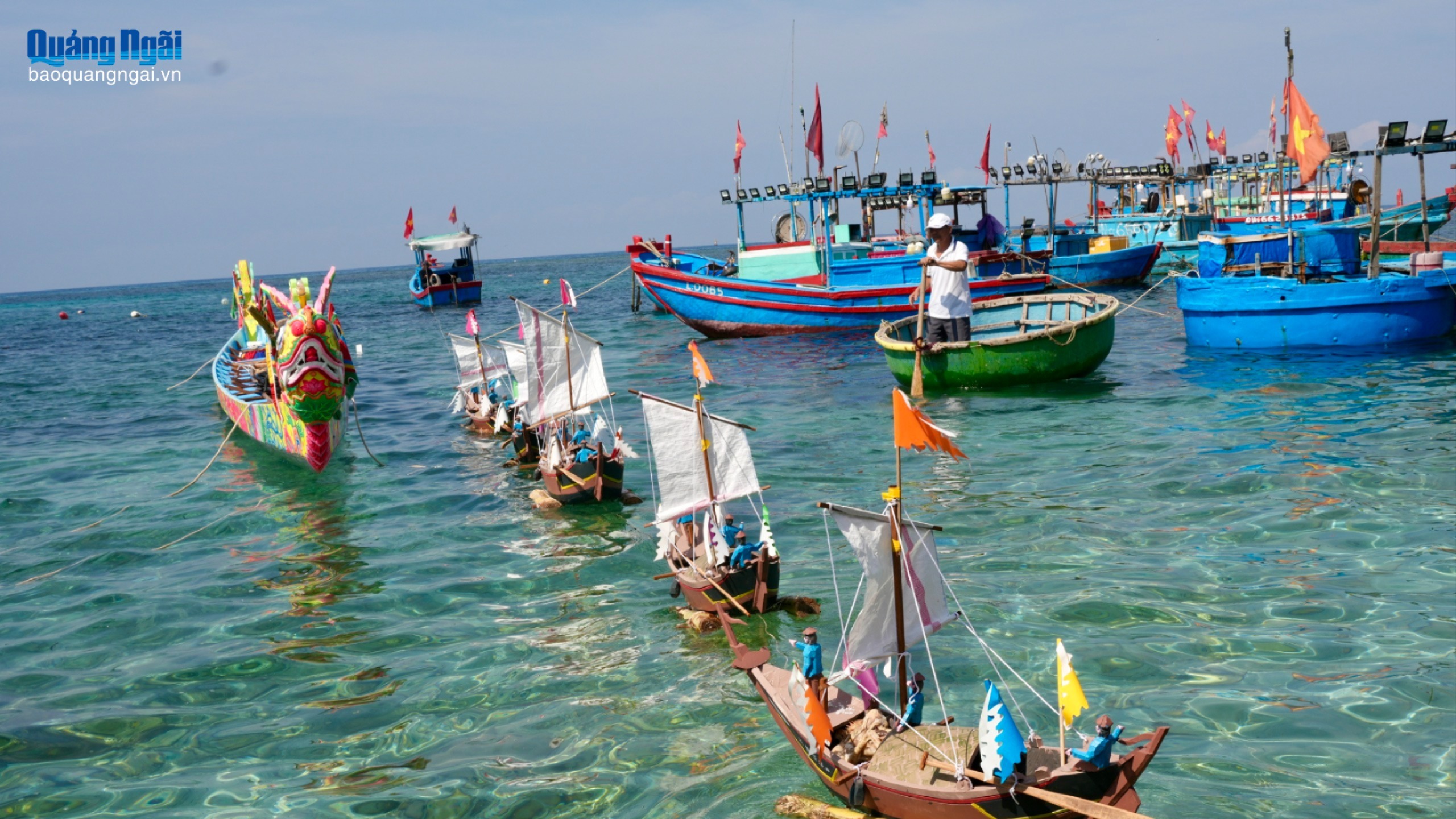 Thiêng liêng Lễ khao lề thế lính Hoàng Sa