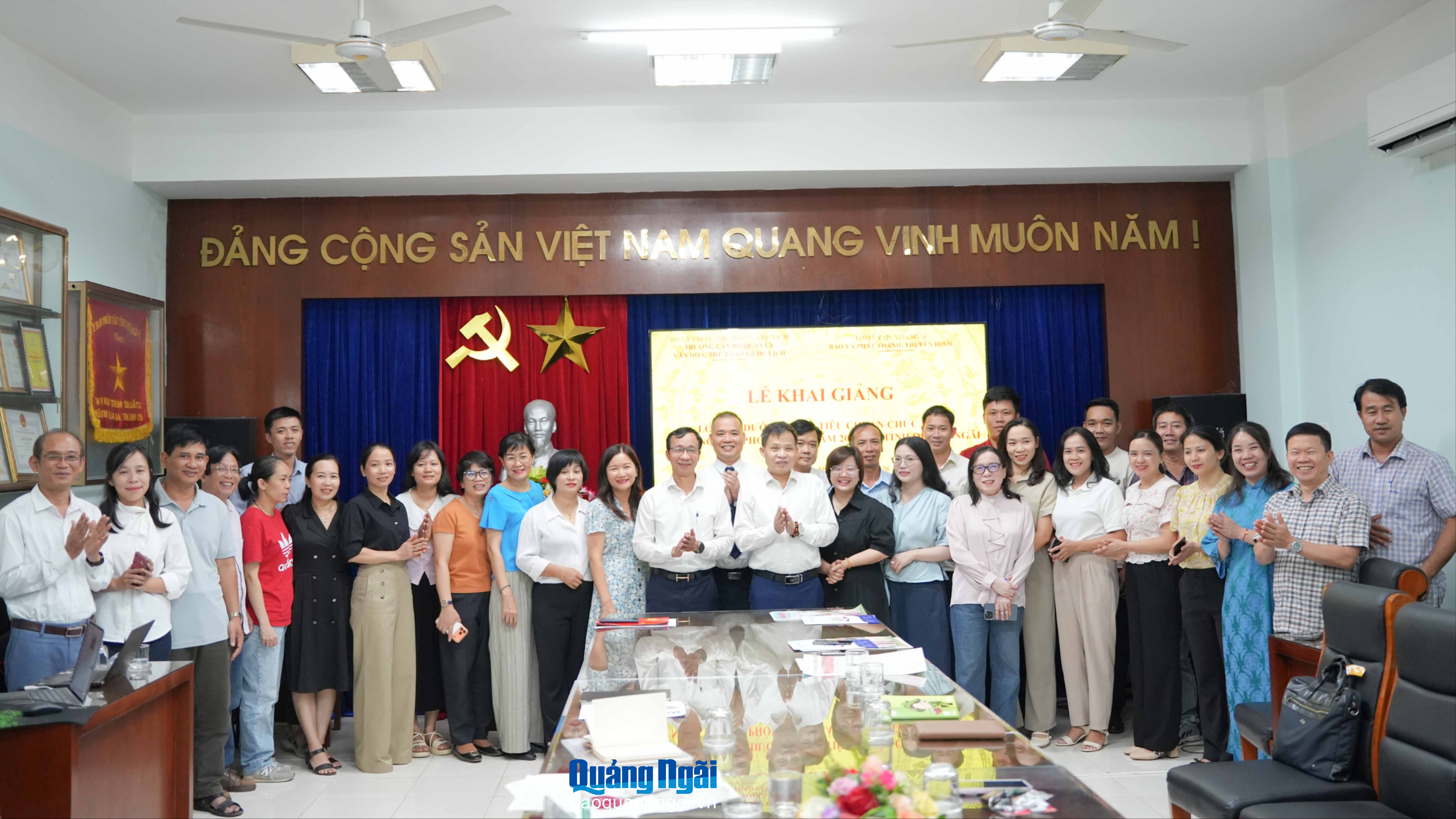 Bồi dưỡng chức danh nghề nghiệp phóng viên