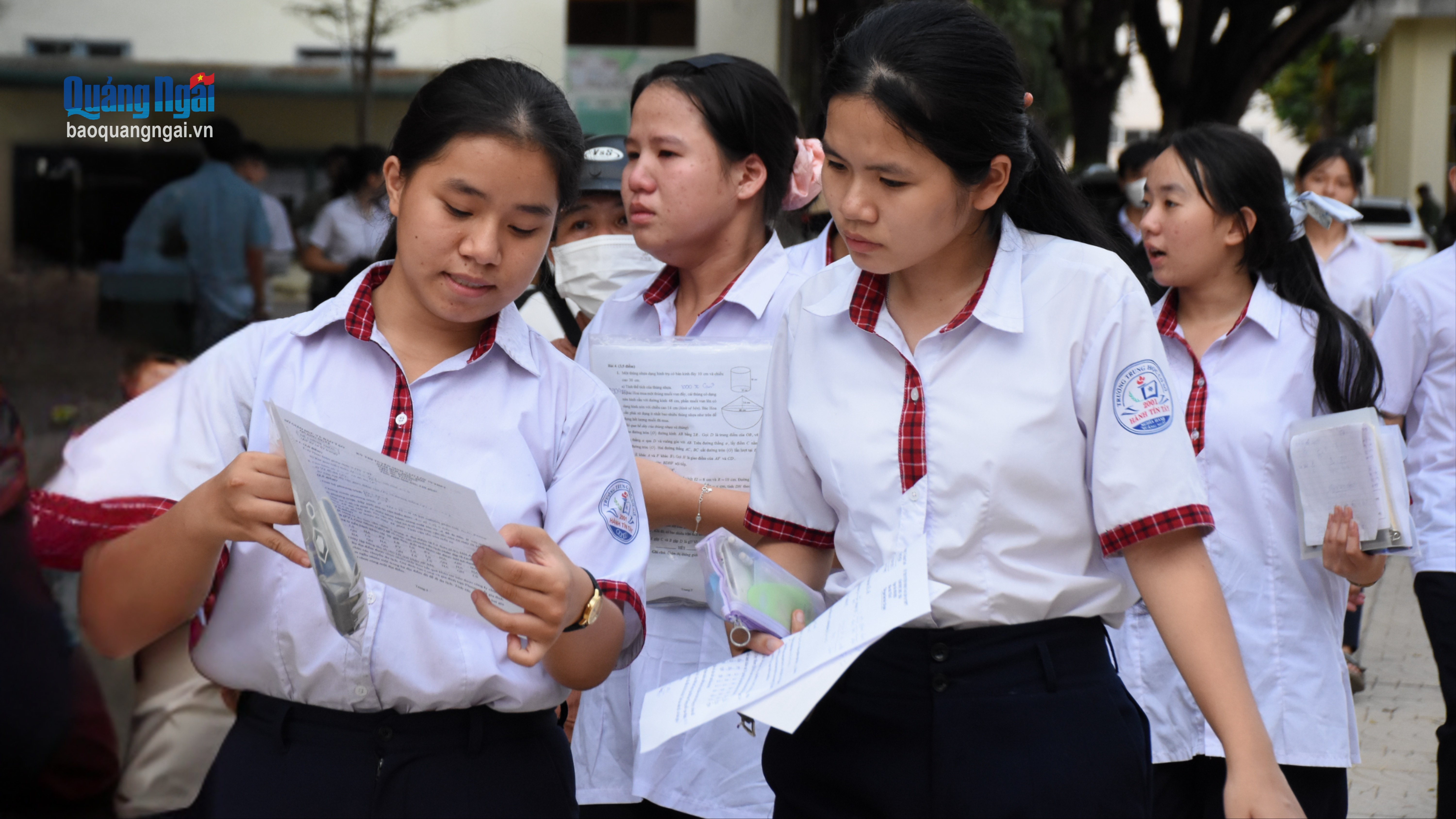 Đề thi môn Toán phân hóa cao