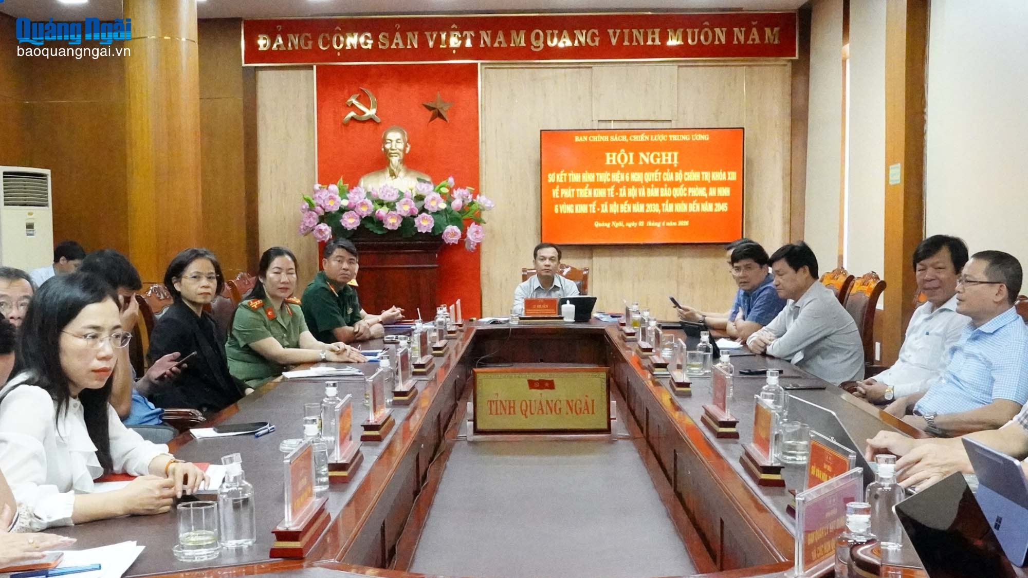 Sơ kết thực hiện 6 nghị quyết của Bộ Chính trị