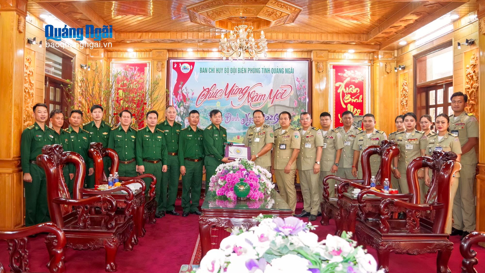 Đoàn Công an tỉnh Rattanakiri thăm, chúc Tết Bộ đội Biên phòng tỉnh Quảng Ngãi