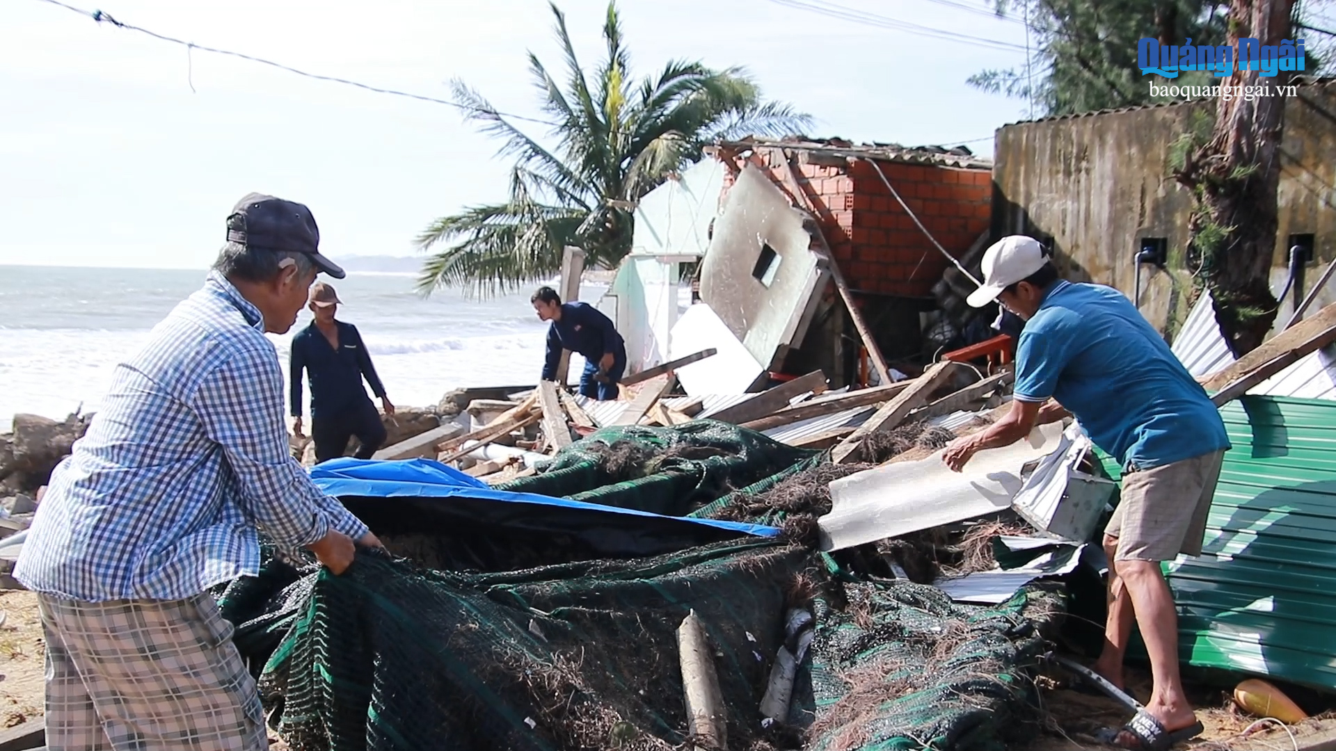 [Video]. Bão số 13 gây thiệt hại nặng về tài sản tại phường Sa Huỳnh