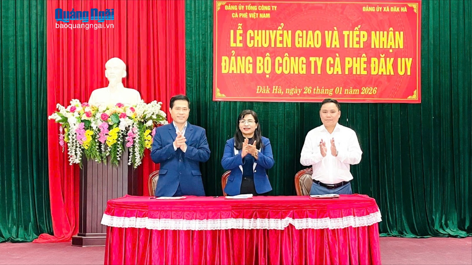 Đảng ủy xã Đăk Hà tiếp nhận tổ chức cơ sở đảng và đảng viên