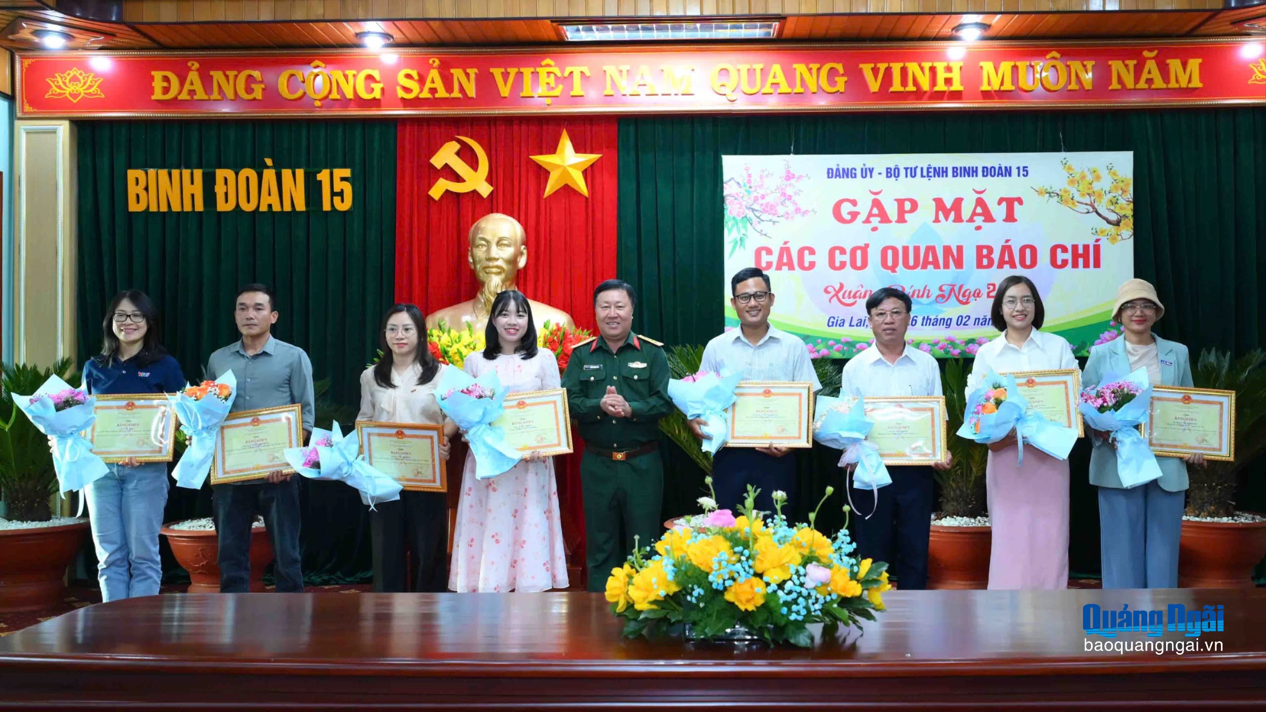 Binh đoàn 15 khen thưởng 23 tập thể, cá nhân thuộc cơ quan báo chí