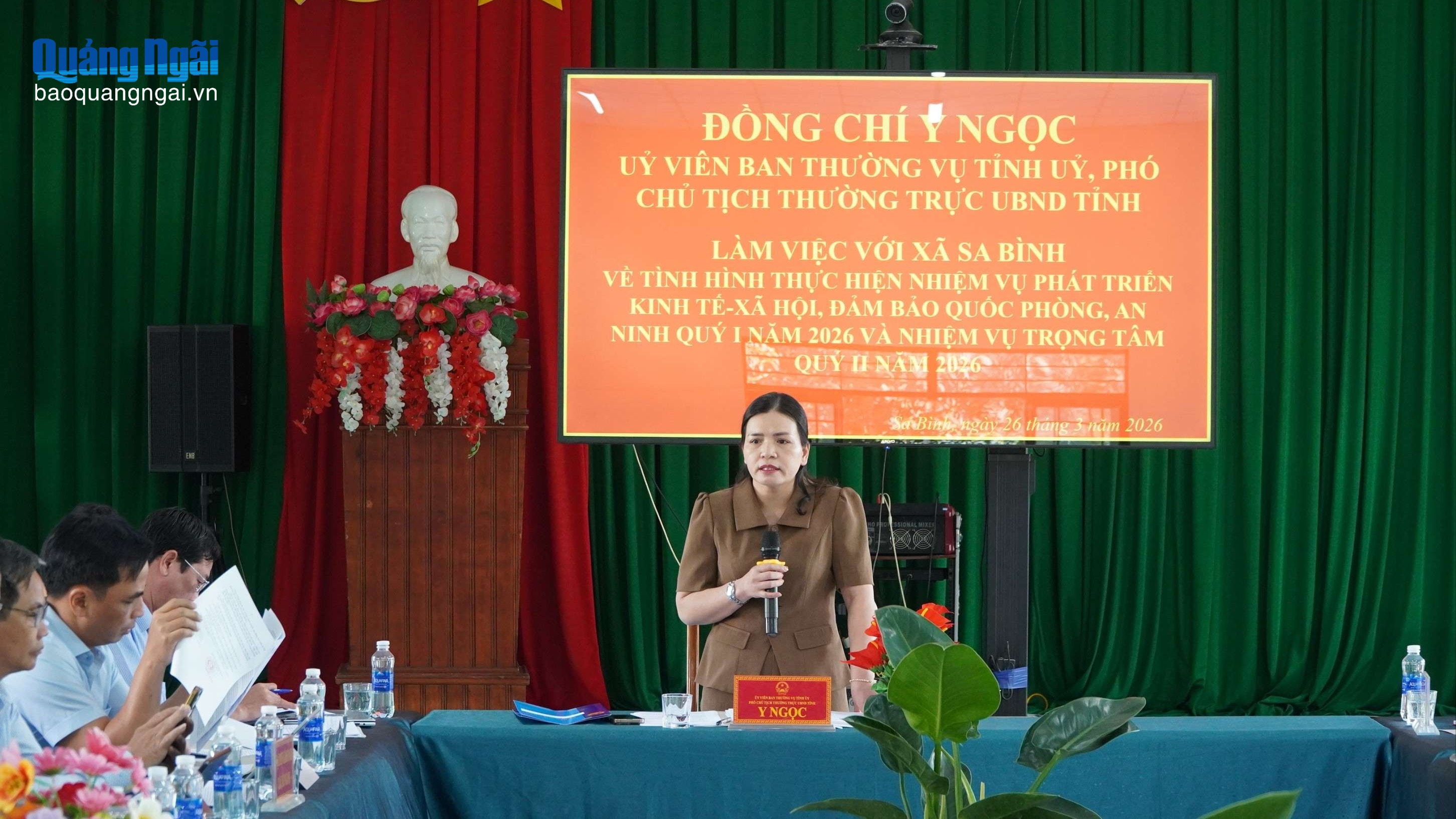 Phó Chủ tịch Thường trực UBND tỉnh Y Ngọc làm việc tại xã Sa Bình