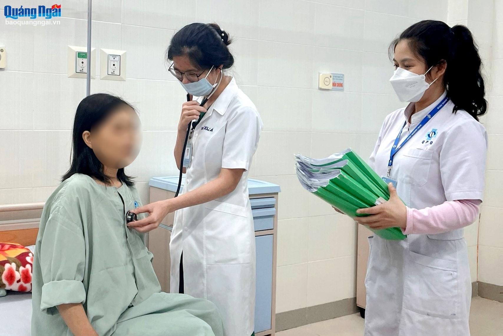 Điều trị thành công ca nhiễm khuẩn huyết E.coli đa kháng thuốc