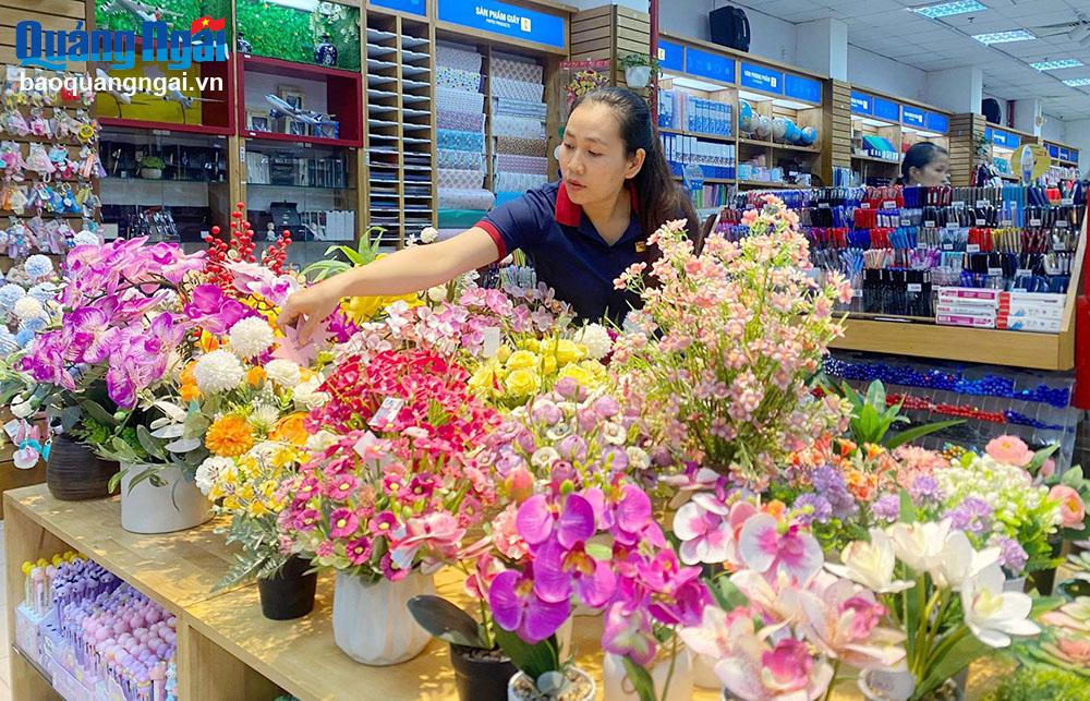 Thị trường trang trí Tết vào mùa