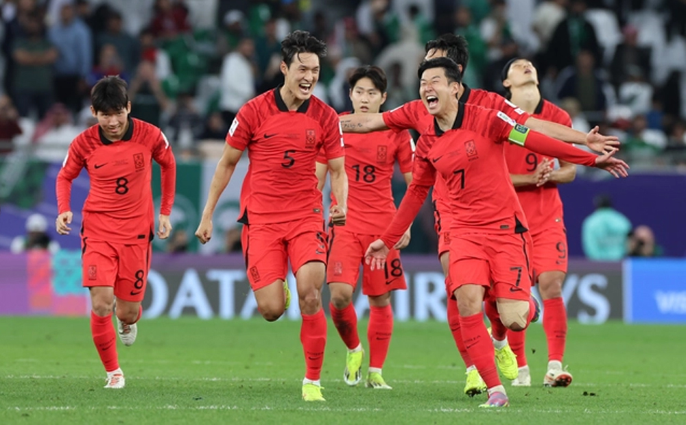 Đánh bại Ả Rập Saudi trên chấm 11 m, Hàn Quốc giành quyền vào tứ kết Asian Cup