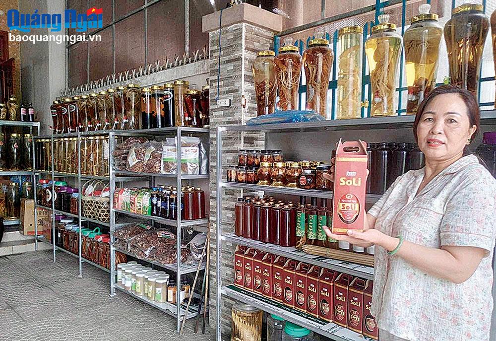 Chuẩn bị hàng hóa phục vụ Tết