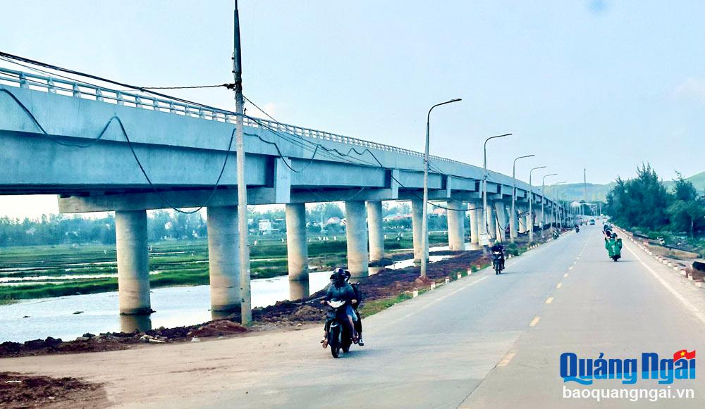 Nỗ lực thi công các công trình giao thông