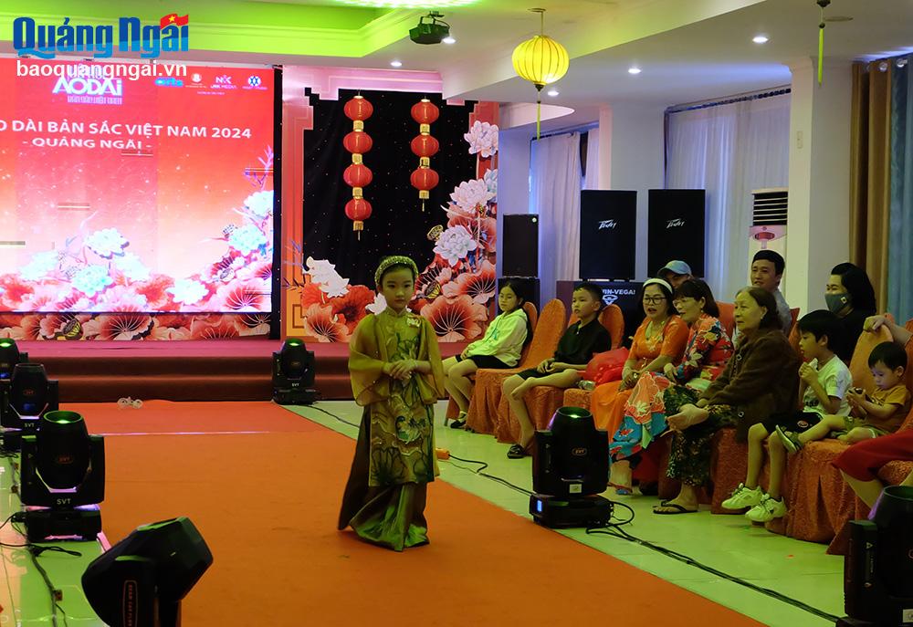 Sơ khảo Cuộc thi Đại sứ Áo dài nhí Bản sắc Việt Nam 2024