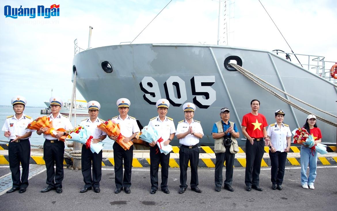 Kết thúc tốt đẹp chuyến thăm cán bộ, chiến sĩ và nhân dân huyện Trường Sa