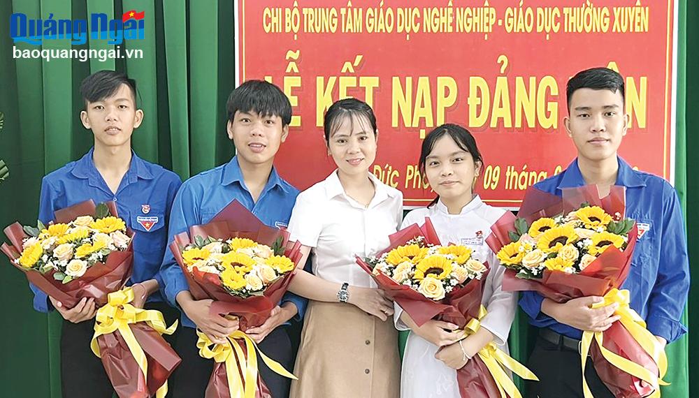 Bổ sung nguồn lực cho Đảng