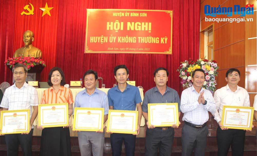 Bình Sơn: Xây dựng đảng bộ trong sạch, vững mạnh