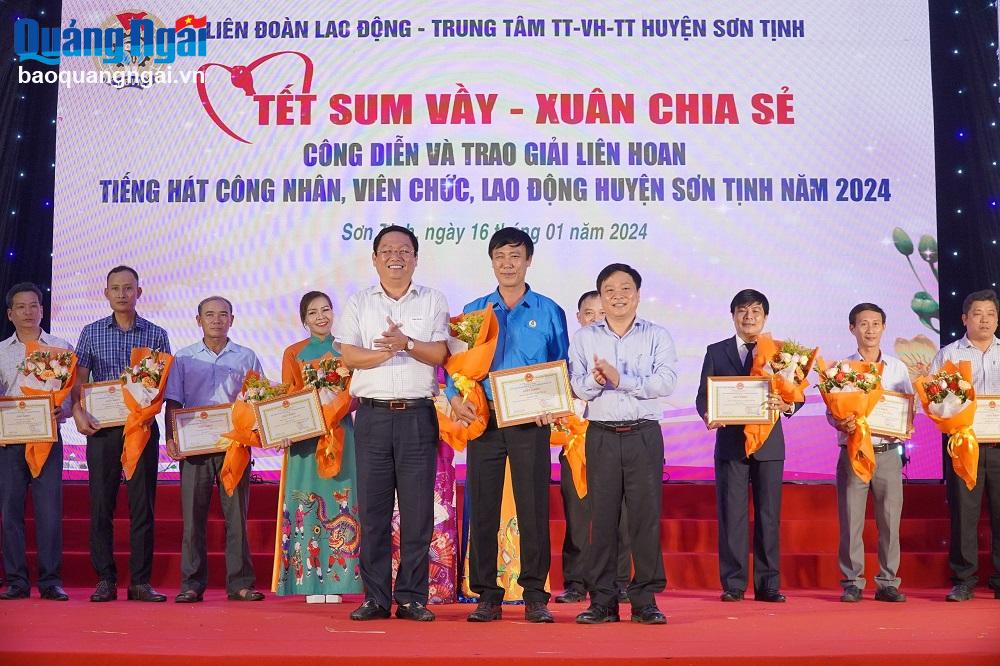 Trao giải Liên hoan tiếng hát công nhân, viên chức, lao động