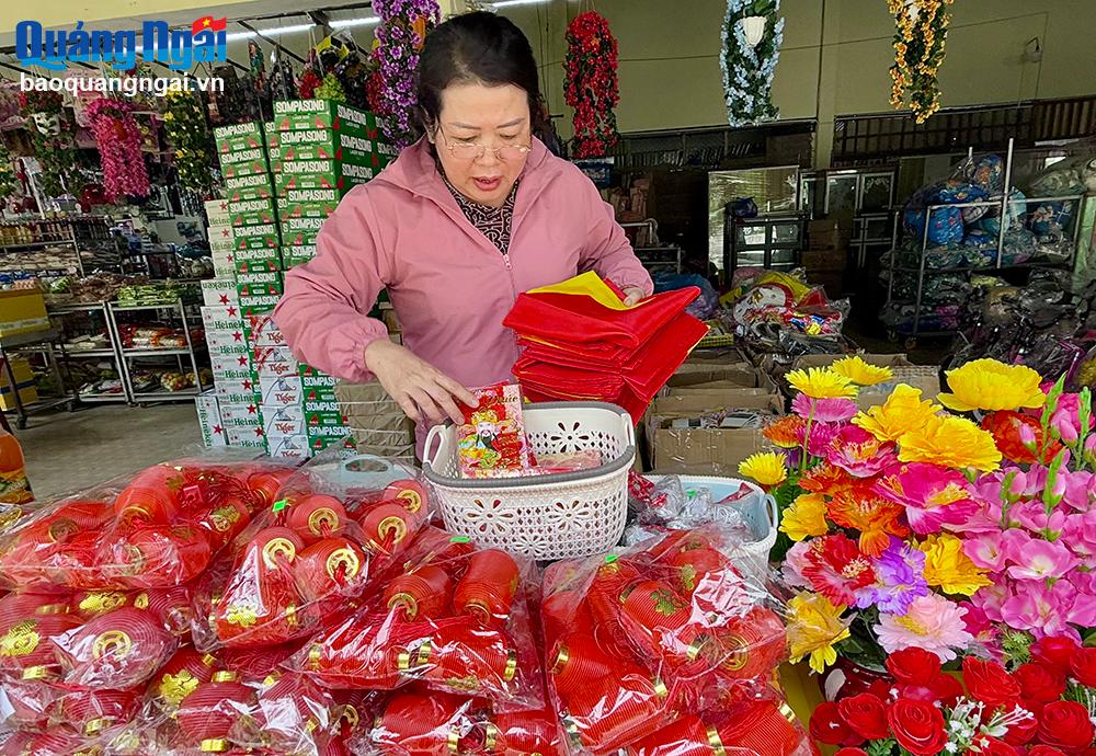 Đưa hàng Tết lên vùng cao