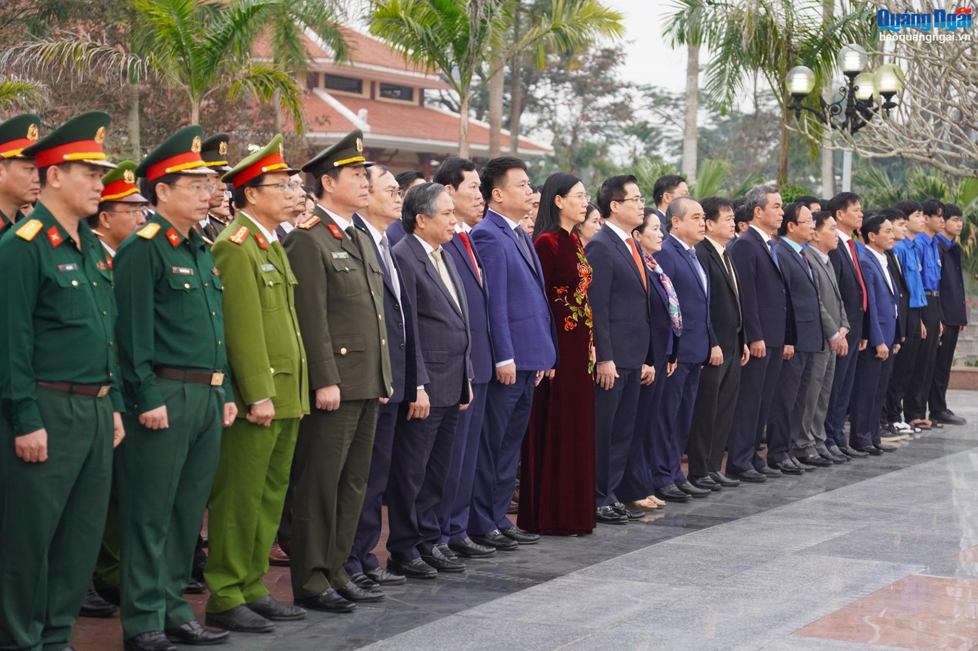 Lãnh đạo tỉnh viếng Nghĩa trang Liệt sĩ nhân dịp tết Nguyên đán 