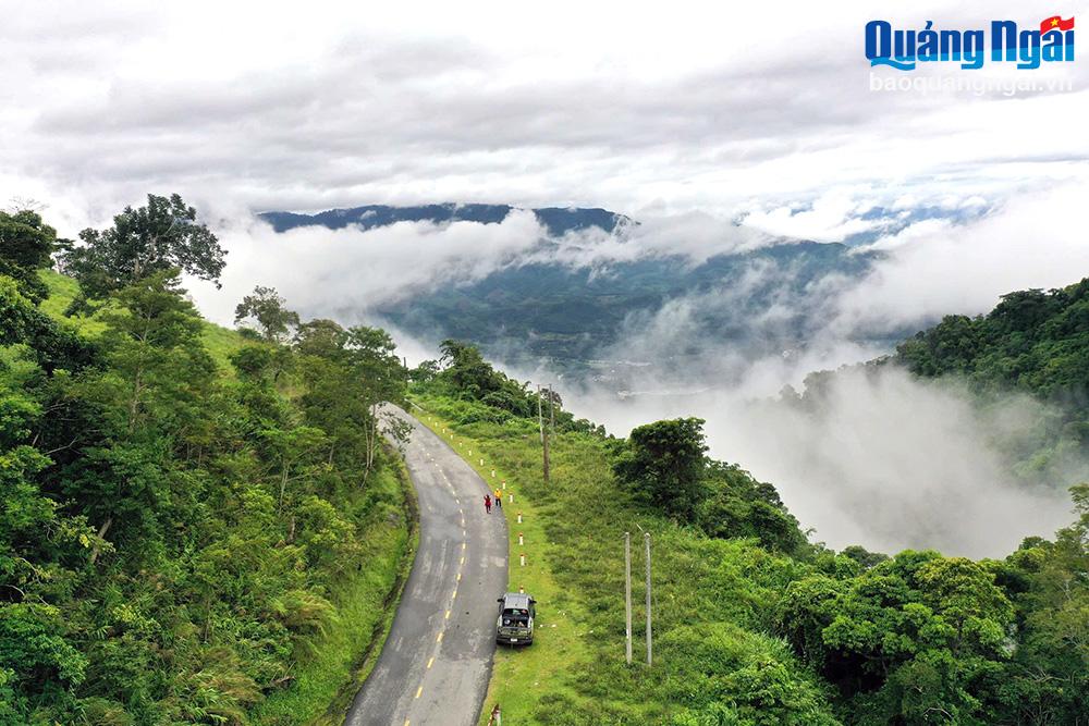 Bứt phá từ những “gạch nối vàng”