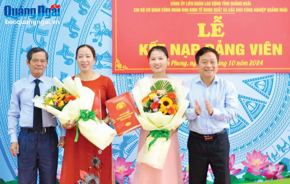 Phát triển đảng viên trong công nhân