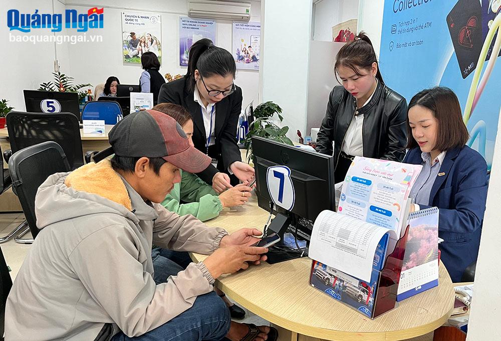 Hệ thống ngân hàng: Đảm bảo giao dịch thông suốt dịp Tết