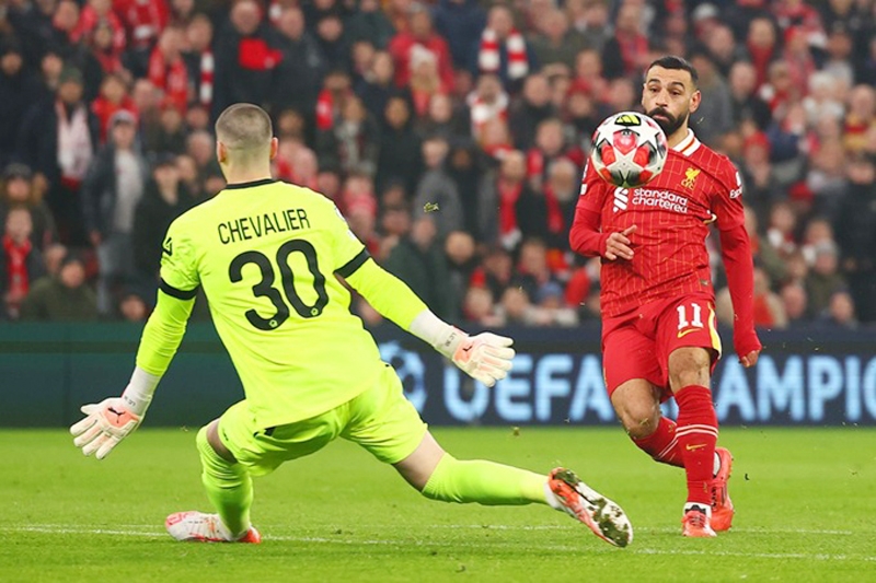 Champions League 2024-2025: Mới có 2 đội vào vòng 1/8