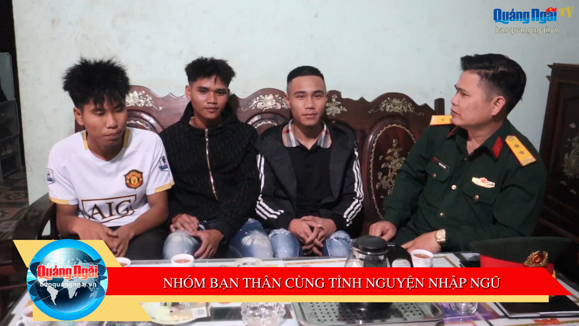 [Video]. Nhóm bạn thân cùng tình nguyện nhập ngũ