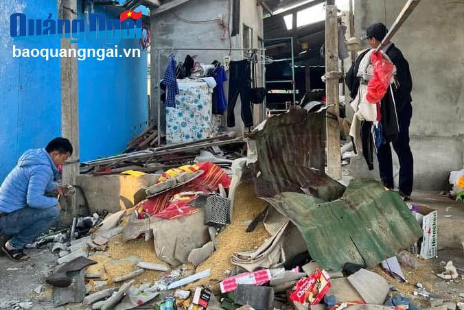 Một học sinh tử vong vì tự chế pháo nổ