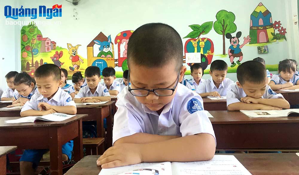 Phòng ngừa tật khúc xạ ở trẻ em