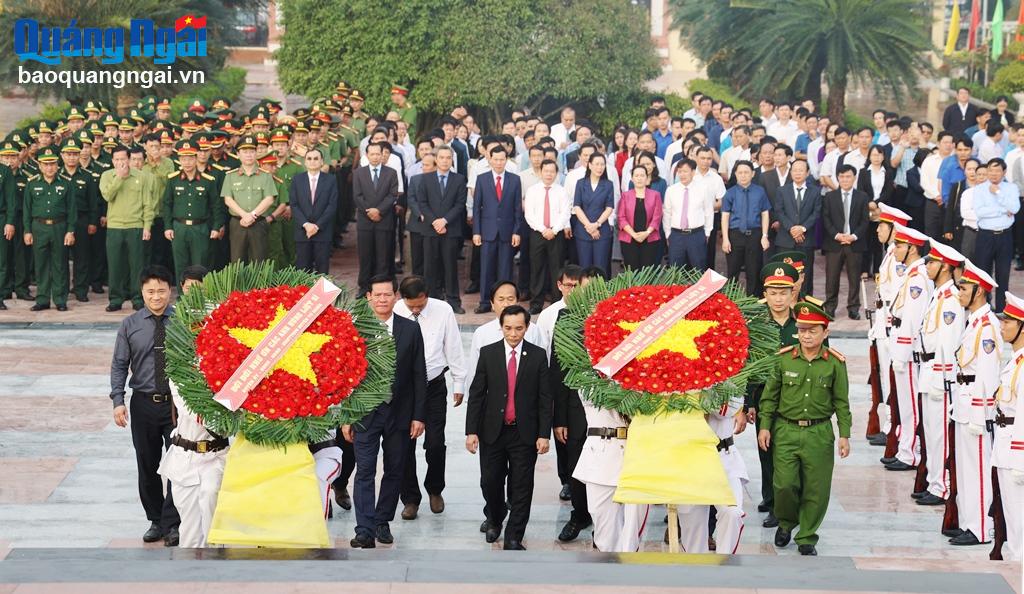 Lãnh đạo tỉnh viếng Nghĩa trang Liệt sĩ nhân dịp tết Nguyên đán Giáp Thìn 2024