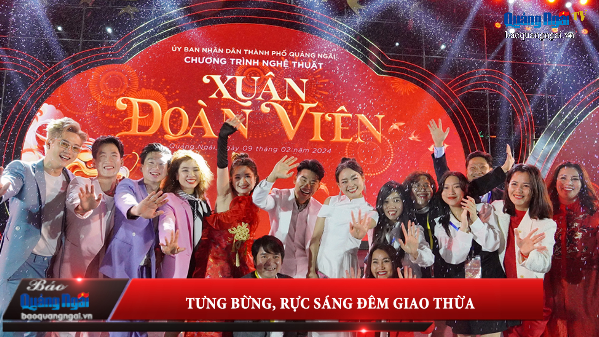 Video: Tưng bừng, rực sáng đêm giao thừa